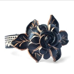 Beautiful Handcrafted Handmade Genuine Leather Black Flower Bracelets🎄